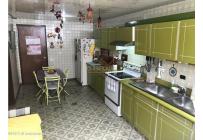 Casas, Venta, Bogotá - $2.400.000.000