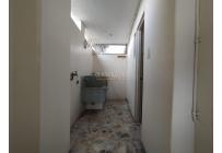 Apartamentos, Alquiler, Miraflores - $2.400.000
