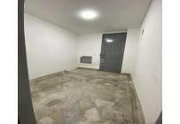 Locales y Bodegas, Alquiler, La Rivera - $2.500.000