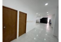 Locales y Bodegas, Alquiler, La Selva - $1.800.000