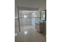 Oficinas y Consultorios, Alquiler, La Flora - $4.000.000