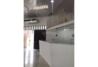 Locales y Bodegas, Alquiler, El Ingenio - $5.700.000
