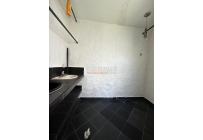 Locales y Bodegas, Alquiler, El Ingenio - $5.700.000