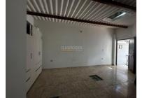 Locales y Bodegas, Alquiler, El Ingenio - $5.700.000