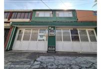 Casas, Venta, Bogotá - $850.000.000