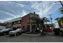 Casas, Alquiler, Versalles - $12.000.000