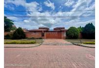 Casas, Venta, Bogotá - $2.500.000.000