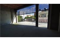 Locales y Bodegas, Alquiler, Granada - $9.000.000