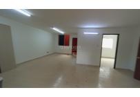 Oficinas y Consultorios, Alquiler, La Flora - $2.500.000