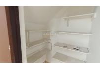 Oficinas y Consultorios, Alquiler, La Flora - $2.500.000