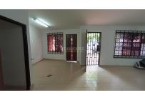 Oficinas y Consultorios, Alquiler, La Flora - $2.500.000