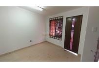 Oficinas y Consultorios, Alquiler, La Flora - $2.500.000