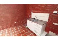 Oficinas y Consultorios, Alquiler, La Flora - $2.500.000