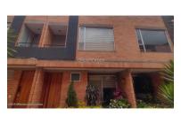 Casas, Venta, Cota - $720.000.000
