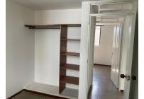 Apartamentos, Alquiler, Alcázares - $700.000