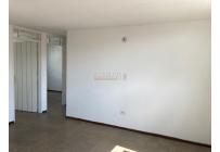 Apartamentos, Alquiler, Alcázares - $700.000