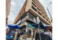 Locales y Bodegas, Venta, Centro Ccial Ciudad de Cali - $3.500.000.000