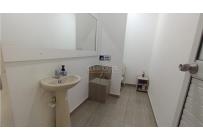 Locales y Bodegas, Alquiler, Bretaña - $5.000.000