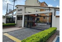 Apartamentos, Alquiler, Primero de Mayo - $1.400.000