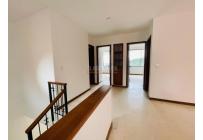 Apartamentos, Alquiler, Arboleda - $5.700.000