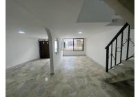 Casas, Alquiler, Acopi - $2.100.000