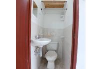 Locales y Bodegas, Alquiler, Las Granjas - $1.650.000