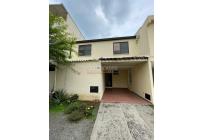 Casas, Alquiler, La Hacienda - $2.400.000