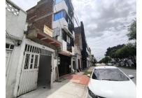 Locales y Bodegas, Alquiler, Bretaña - $5.000.000