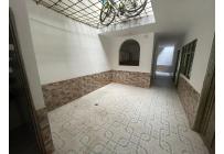 Casas, Alquiler, José Holguín Garcés - $1.200.000