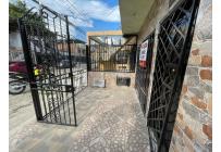 Casas, Alquiler, José Holguín Garcés - $1.200.000