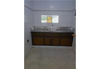 Casas, Alquiler, Primero de Mayo - $1.200.000