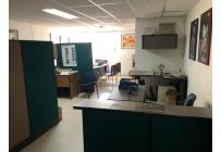 Oficinas y Consultorios, Alquiler, Primero de Mayo - $1.300.000