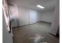 Oficinas y Consultorios, Alquiler, San Vicente - $1.700.000