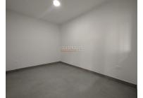 Apartamentos, Alquiler, La Esmeralda - $850.000