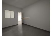 Apartamentos, Alquiler, La Esmeralda - $850.000