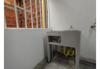 Apartamentos, Alquiler, La Esmeralda - $850.000