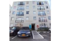 Apartamentos, Alquiler, Yumbo - $900.000