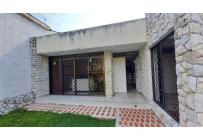 Casas, Alquiler, Cristales - $10.000.000