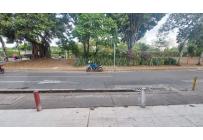 Locales y Bodegas, Alquiler, La Esmeralda - $750.000