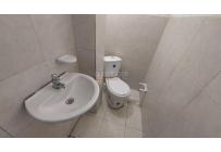 Locales y Bodegas, Alquiler, La Esmeralda - $750.000