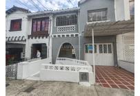 Casas, Alquiler, Miraflores - $1.750.000
