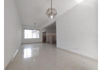 Casas, Alquiler, Miraflores - $1.750.000