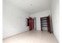 Casas, Alquiler, Miraflores - $1.750.000