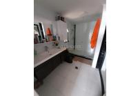 Casas, Venta, Primero de Mayo - $1.100.000.000