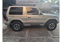 Mitsubishi Montero 2004