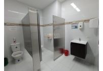 Locales y Bodegas, Venta, Bogotá - $2.400.000.000