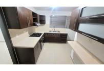 Apartamentos, Alquiler, Cristales - $4.000.000