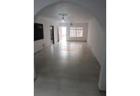 Apartamentos, Alquiler, Atanasio Girardot - $1.400.000