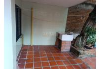 Apartamentos, Alquiler, Atanasio Girardot - $1.400.000