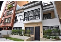 Edificios, Venta, Granada - $2.700.000.000